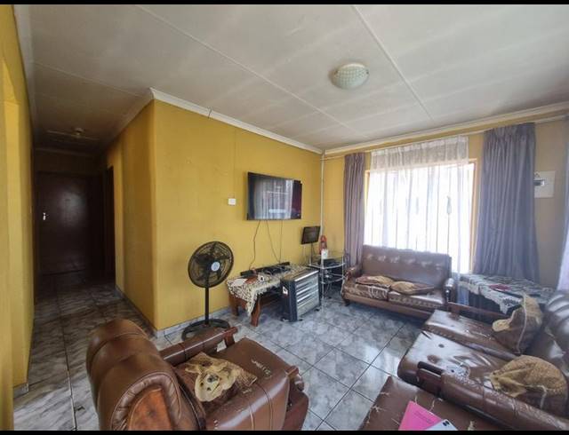3 BEDROOM HOUSE FOR SALE IN NATURENA